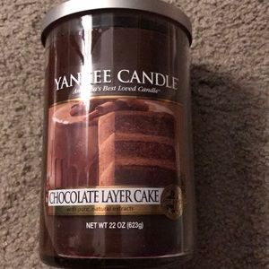 Yankee candle chocolate layer cake